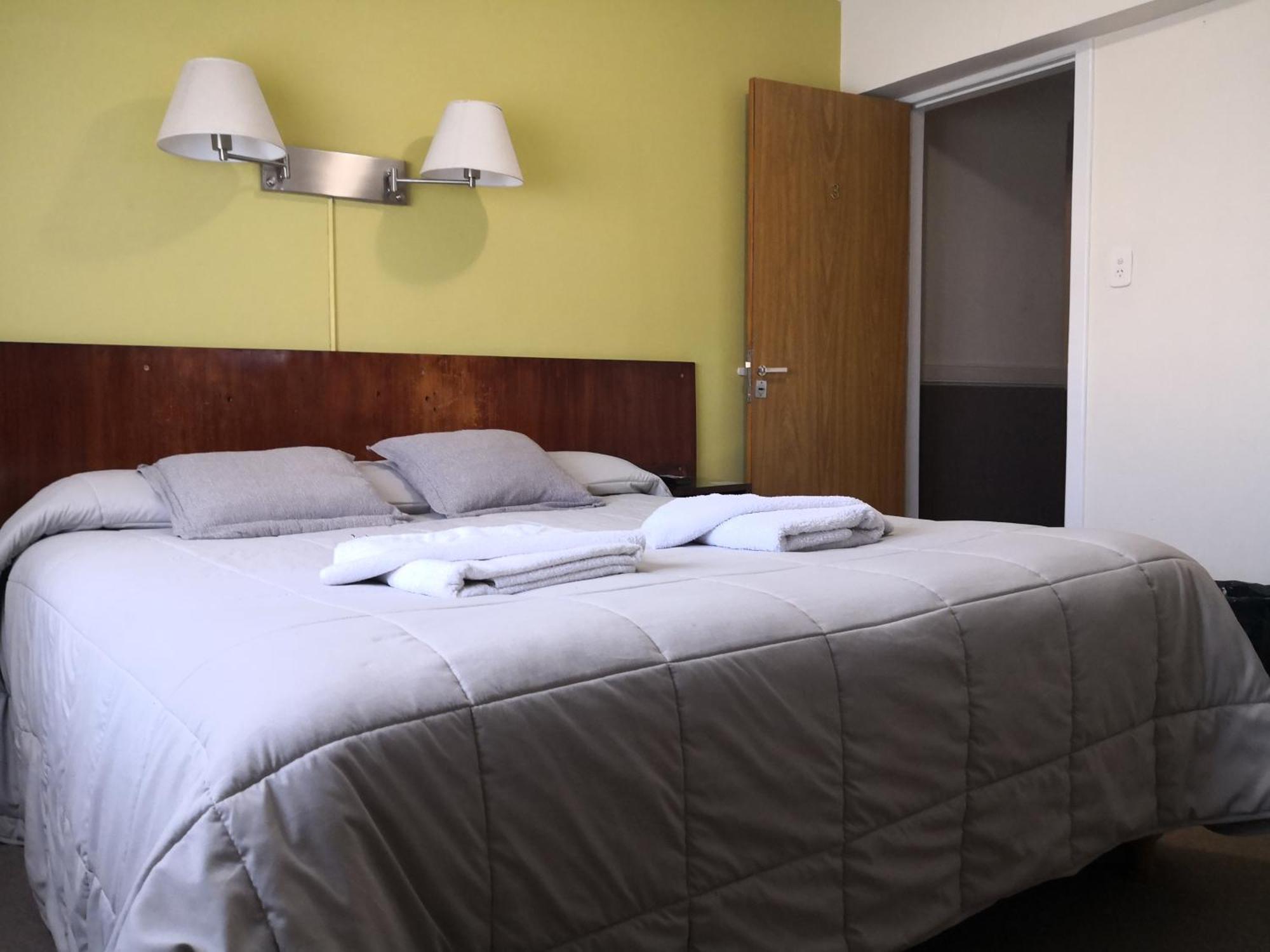 Los Lagos Hotel El Calafate Eksteriør bilde